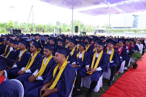 11-Graduation-Day-2025-at-Bearys